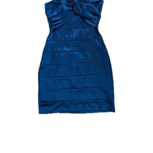 Elegant Blue Strapless Dress